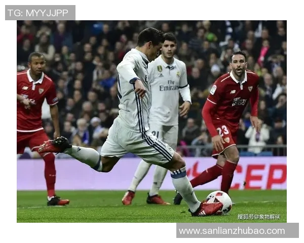 西甲激战:巴黎圣日耳曼与皇马平局精彩瞬间引发全场沸腾 西甲激战:巴黎圣日耳曼与皇马平局精彩瞬间引发全场沸腾