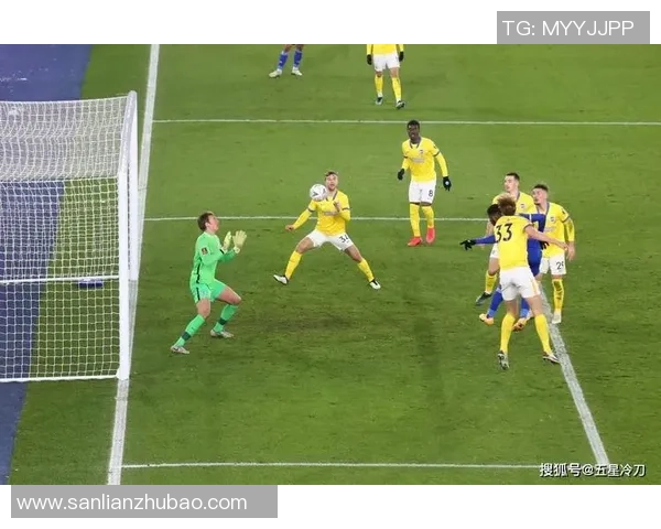 足总杯激战曼联强势逆转热刺全场沸腾精彩瞬间回顾 足总杯激战曼联强势逆转热刺全场沸腾精彩瞬间回顾