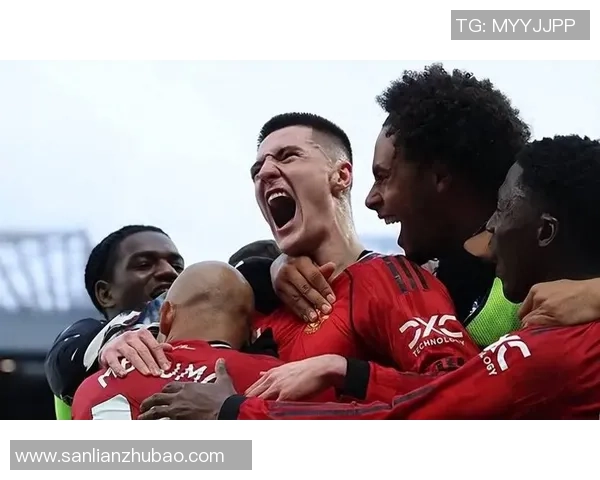 欧联杯精彩对决拜仁与曼联战成平局绝杀时刻震撼全场评论分析 欧联杯精彩对决拜仁与曼联战成平局绝杀时刻震撼全场评论分析