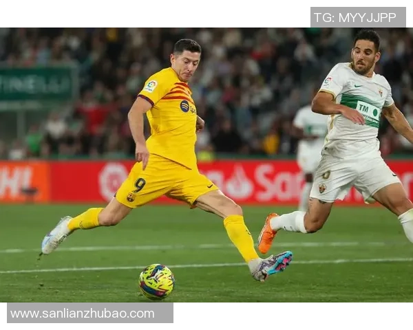 西甲惊天冷门巴萨狂胜切尔西四球乌龙球瞬间点燃全场激情 西甲惊天冷门巴萨狂胜切尔西四球乌龙球瞬间点燃全场激情